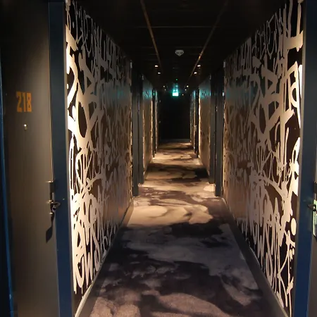 Hotel The Match